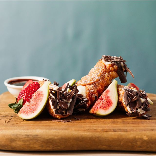 Figs and canoli